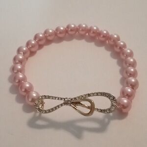 #928 Gold Tone Rhinestone, Pink Acrylic Pearl Beaded,Stretch Bracelet.Size: 7